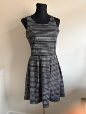 Banana Republic Dress Career Business Small Black & White