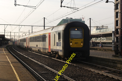 Foto SNCB Belgische Eisenbahn 6x4 Class 96 EMU 481 kommt Antwerpen Berchem um 2023