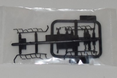 TRUMPETER 02227 P-38L-5-LO  PARTS  SPRUE I&J-INJECTOR WIRES+GUN BAY HINGES 1:32