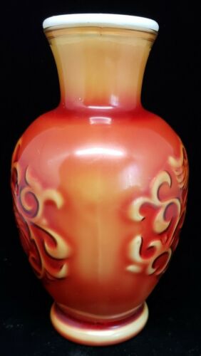 Vintage 1981 Avon Brand Milk Glass Flower Bud Vase Asian Red Glaze 7" H - Picture 3 of 6