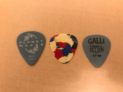 3 Gitarrenplektren