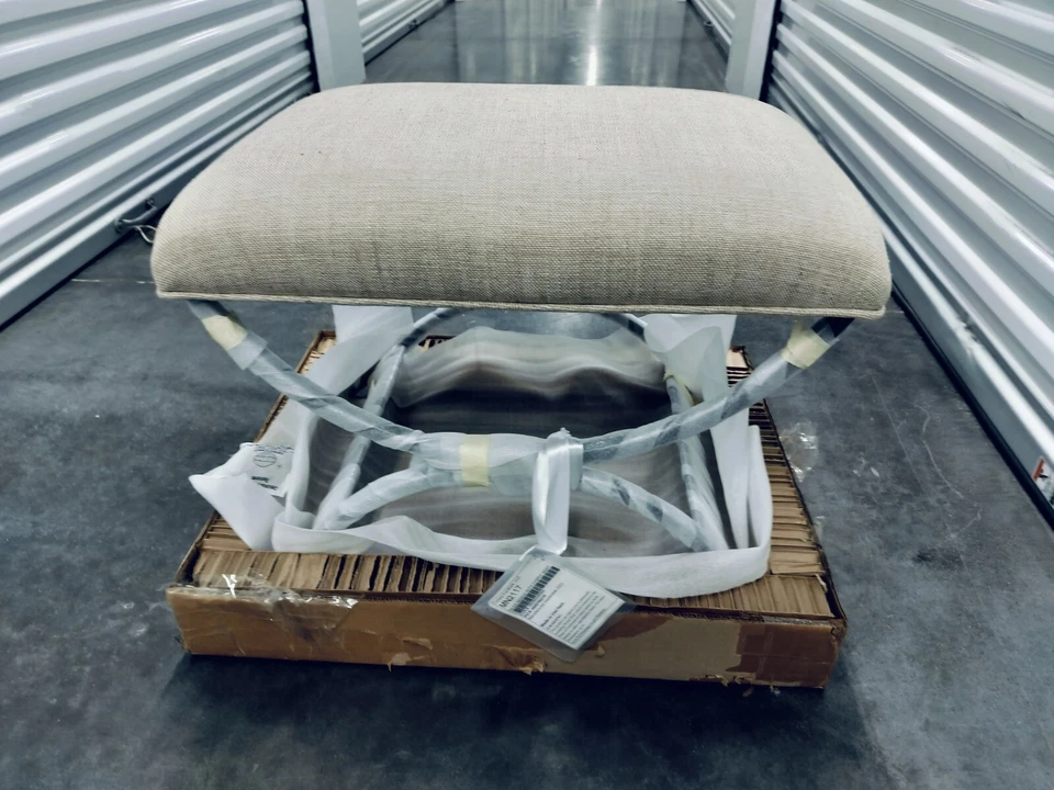 Banco Nonarch Niles con asiento de tela Foto 4 de 4