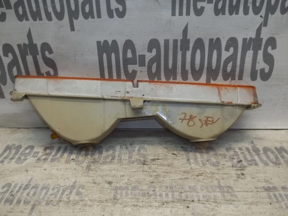 Cadillac Sevilla 1976-1979 OEM PASAJERO DERECHO MARCADOR INTERMITENTE LÁMPARA 5967110 Foto 3 de 4