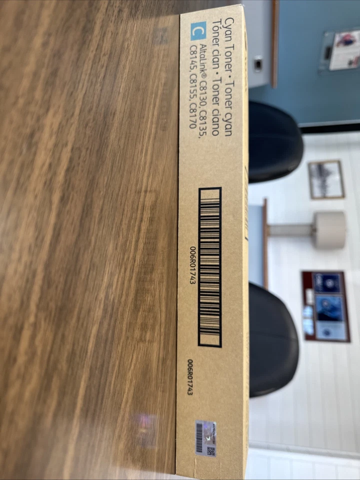 Xerox 006R01743 Cyan Genuine Toner Cartridge New and Sealed - Image 2 of 2