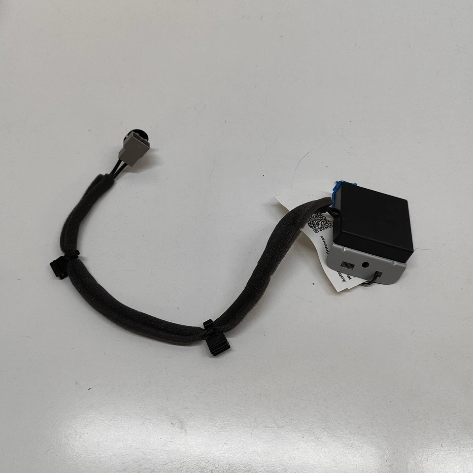 NISSAN QASHQAI MK3 J12 GPS Antenna 28212-6UA2B 1.3 Hybrid 103kW 2024 31619004 - Image 4 of 4