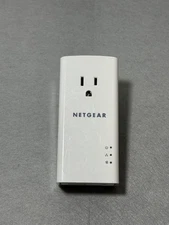 NETGEAR Powerline 1200 Wifi Extender and Extra Outlet (PLP1200S)