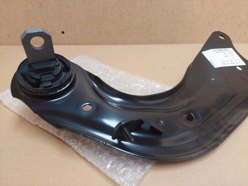 Mazda 3 BM BN Rear Right Control Arm Hatchback 2013-on B45A28200A Genuine NEW - Picture 7 of 9