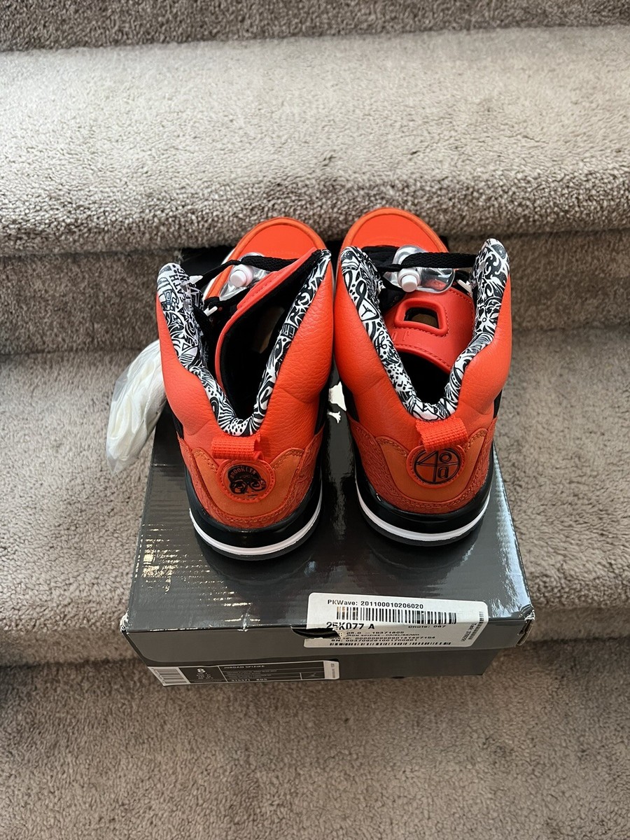 Size 8-Jordan Spizike-Knicks-Orange-Flawless VERY RARE-BRAND NEW