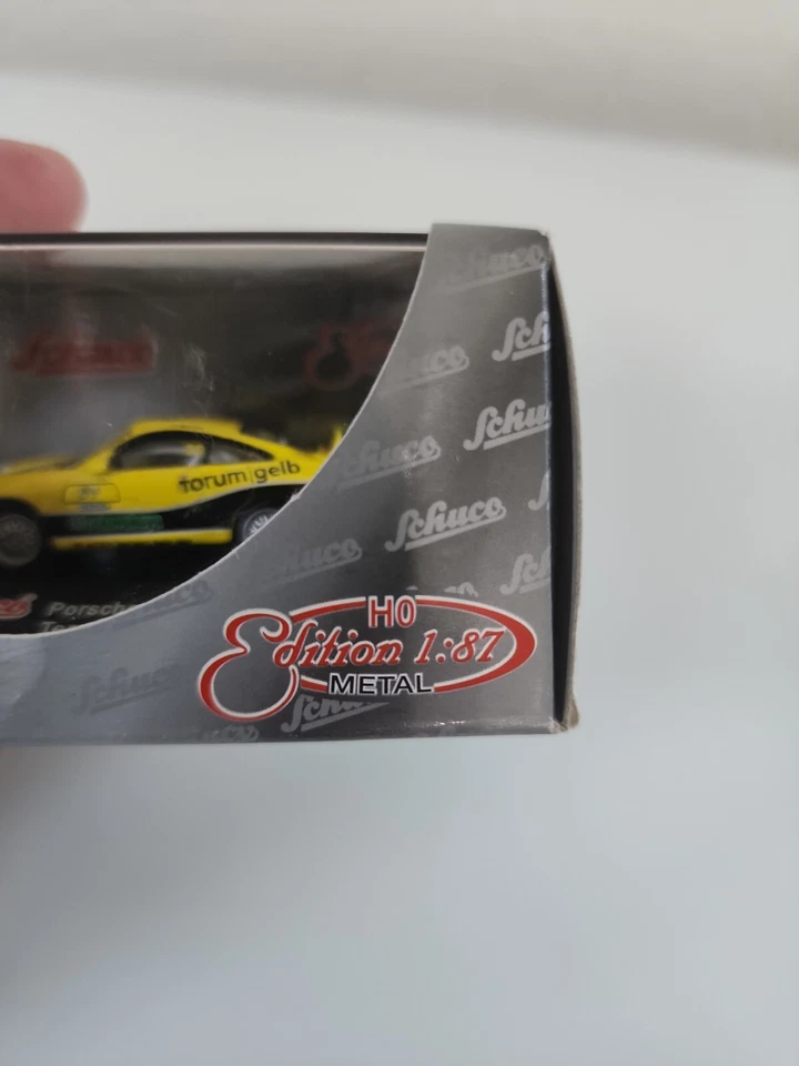 Schuco Porsche 911 GT3 Cup - 1/87 Team Tolimit Foto 2 de 4
