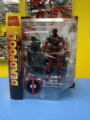 MARVEL SELECT DEADPOOL MASKED ACTION FIGURE RARE!! SPECIAL COLLECTOS EDITION!