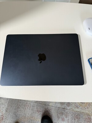 2023 Apple MacBook Air 15.3