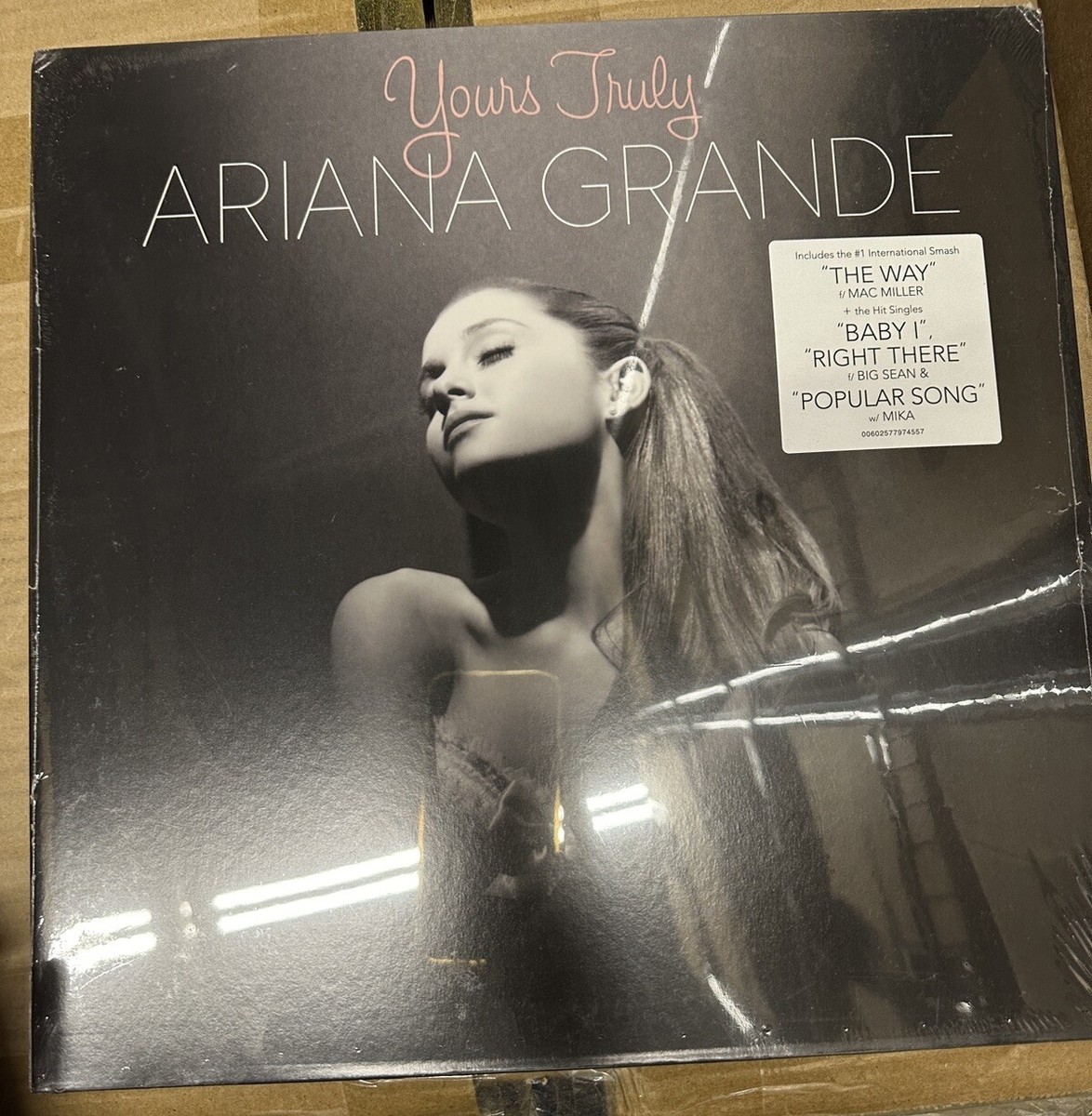 Ariana Grande - Yours Truly Exclusive Limited Edition Clear White