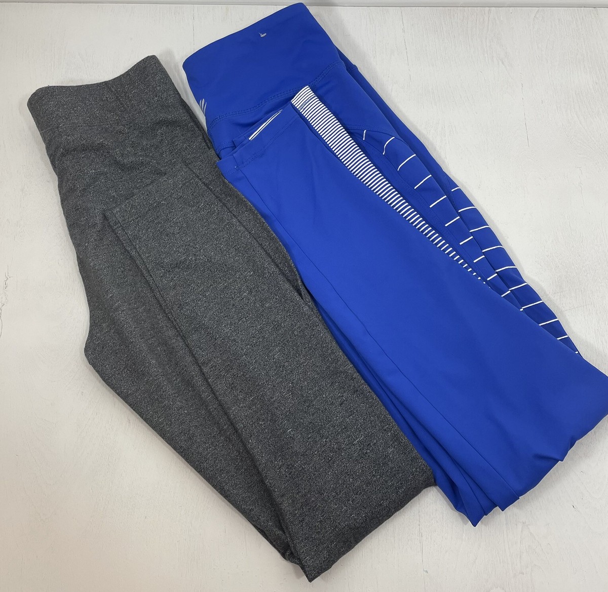 Forever 21 Athletic Leggings Yoga Pants Size Small Blue And