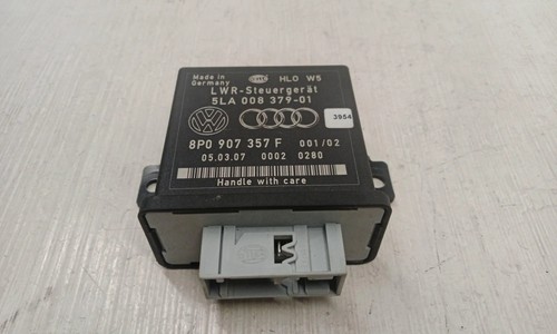 AUDI A3 Sportback 8PA Scheinwerfer-Steuergerät 8P0907357 1.97 Diesel 27647362