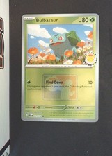 Bulbasaur (Pokemon Day 2026) Carte e prodotti vari promo 001/132 Holo