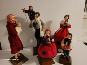 RARE! Simpich Christmas Carol Cratchit Tiny Tim Scrooge Family Set Of 5