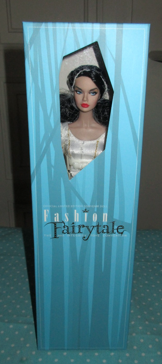 Fairest of All Poppy Parker 2017 Integrity Toys Fashion Fairytale