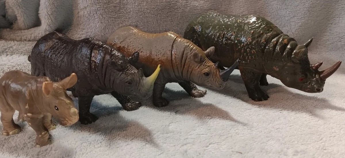 4 Rubber, Plastic Rhinoceros, 1998, Safarie, AAA, Made In China | eBay