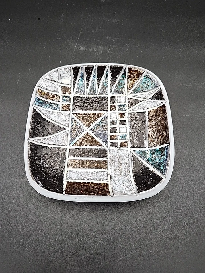 英格丽·阿特伯格/ Upsala Ekeby '60 年代 Tri 系列,石器,3D 盘 签名 阅读 — 第 4/4 张图片