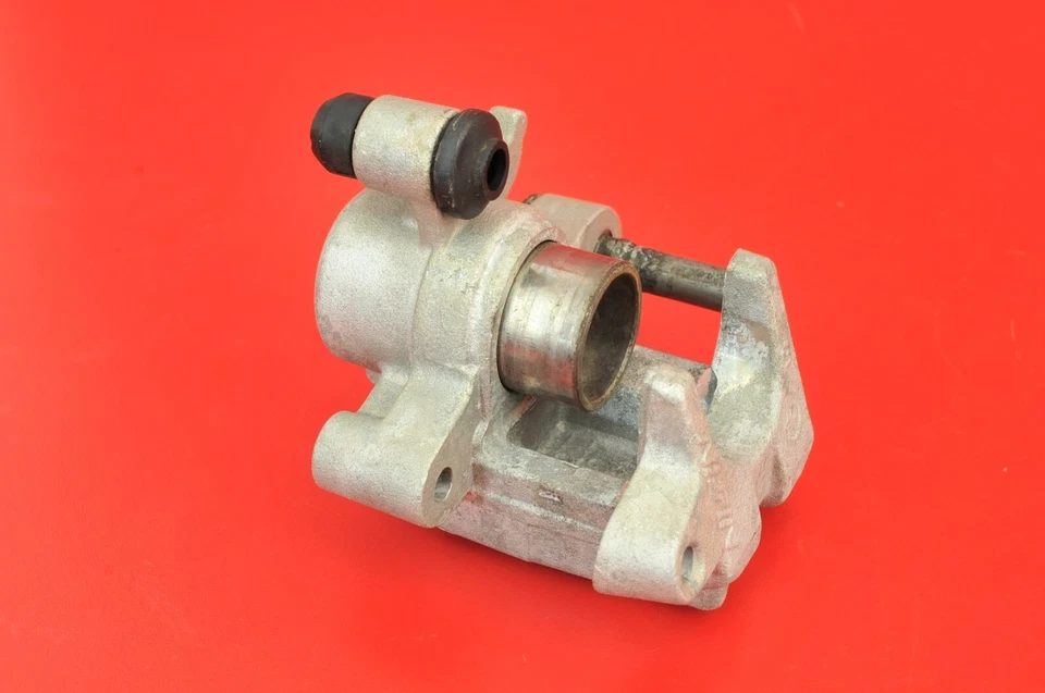 Pinza de freno trasera Suzuki RM250 RM 250 2001-2006 69100-37F20-999 Foto 2 de 4