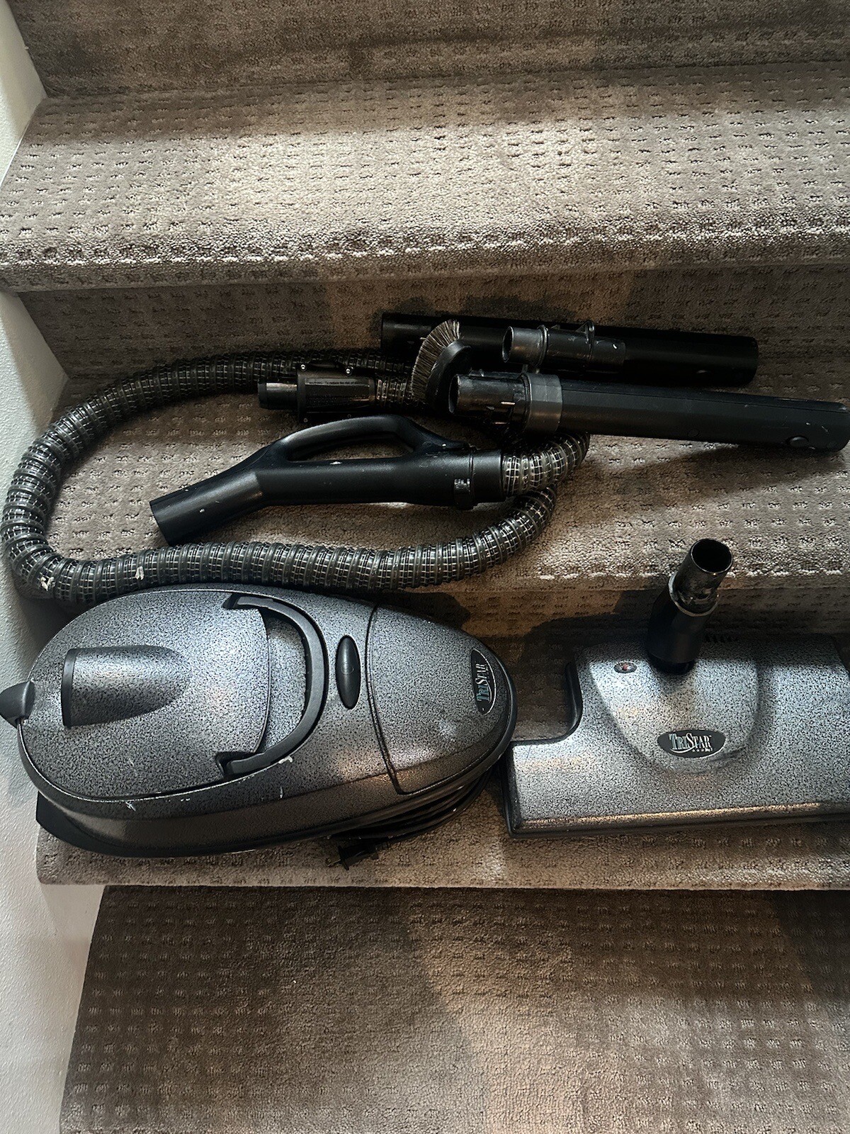 TRISTAR MG1 canister VACUUM CLEANER eBay