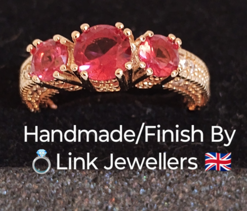 FZN: Woman Gold Ring. Size K-L. Simulated Brilliant Cut 3 Red Diamond Ruby - Picture 10 of 14
