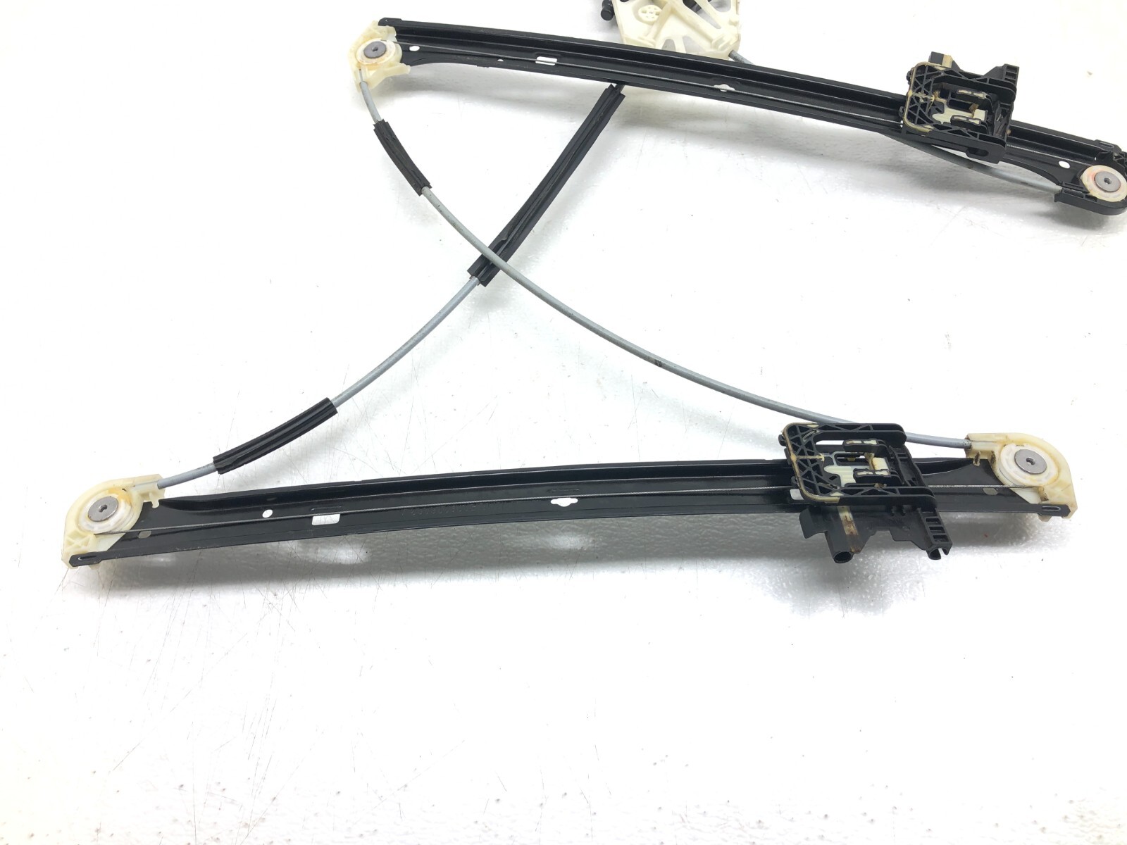 2017-2023 AUDI Q7 SQ7 RIGHT PASSENGER FRONT DOOR WINDOW REGULATOR W/ MOTOR OEM.