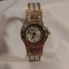 Geneva Vintage Womens Everyday Watch