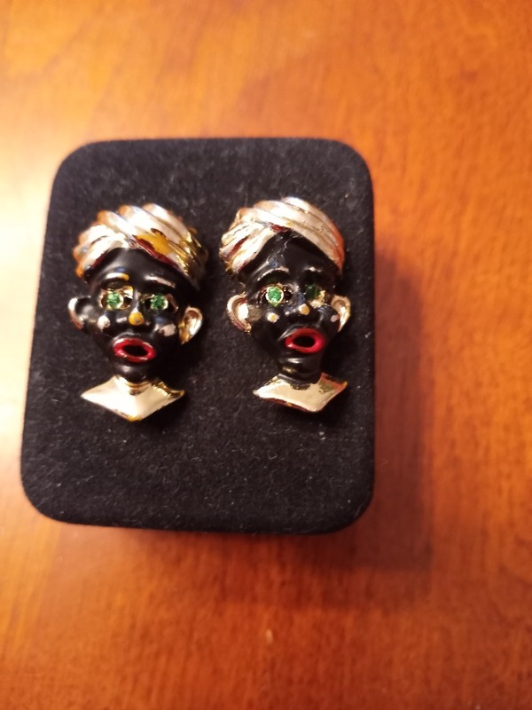 Vintage  Lapel face pins   Blackamoor