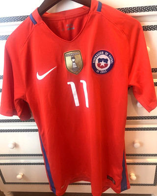 OFFICIAL NIKE CHILE HOME SOCCER JERSEY COPA AMERICA CENTENARIO 2016-#11/VARGAS-M