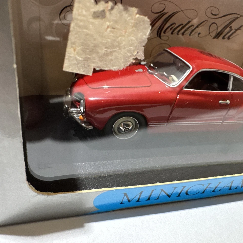 Minichamps 1:43 VW Volkswagen Karmann Ghia cupé rojo - Paul’s Model Art Diecast Foto 2 de 4