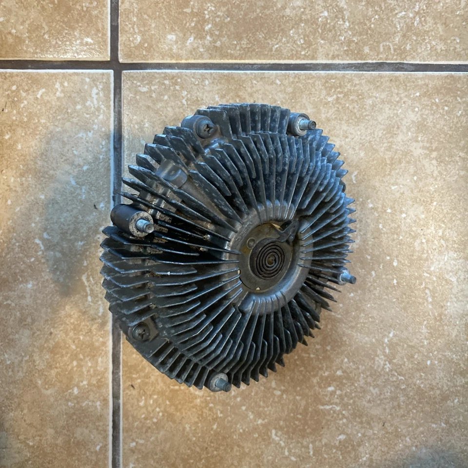 OEM Aisin Engine Cooling Fan Clutch SX-4568 Fits 2007-2020 Toyota Tundra Sequoia - Image 3 of 3