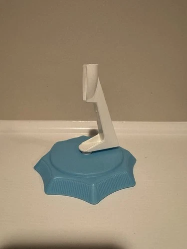 Rare Vintage Mattel 1974 Gold Medal Olympic Barbie Figure Skater Doll Stand