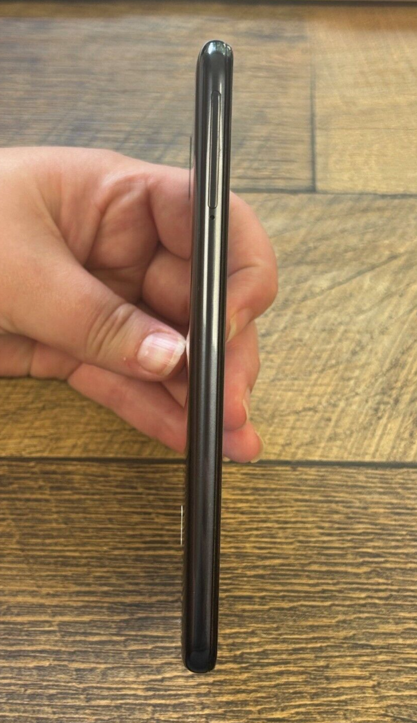 Foto 7 di 9