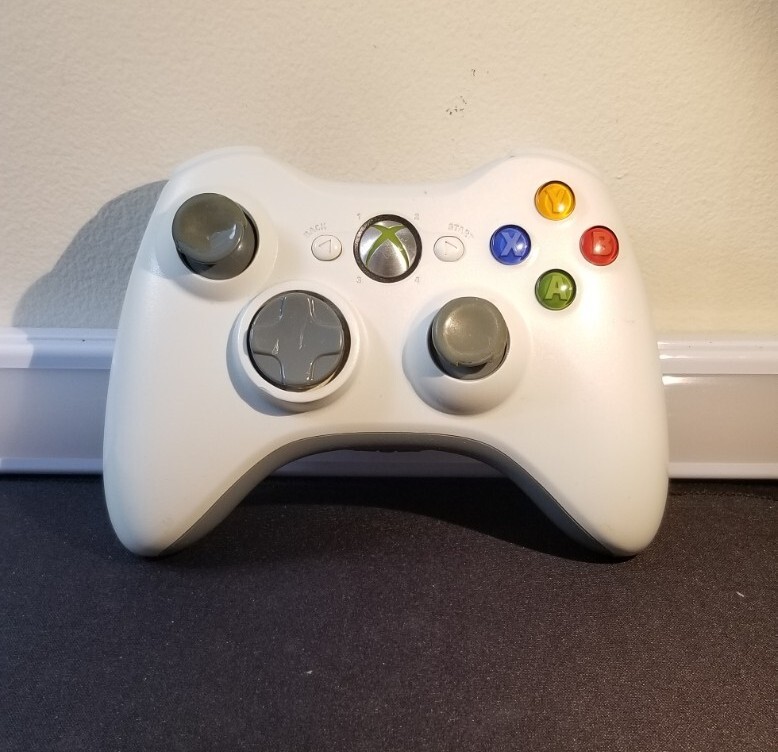 Authentic Official Microsoft Xbox 360 White Controller