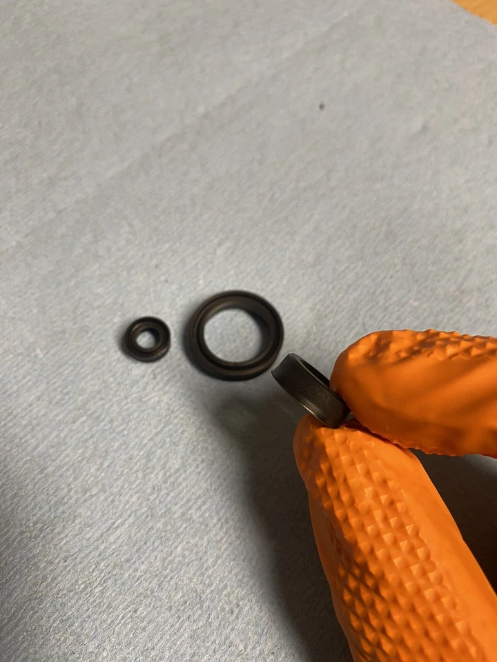 Cilindro de bloqueo delantero hidráulico reconstruido 90-02 mercedes r129 sl 1298001672 Foto 2 de 4