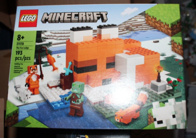 おもちゃ NintendoSwitch LEGO Minecraft: The Fox Lodge House Animals Toy (21178)