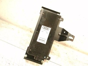 Audi A4 Blaupunkt Radio Stereo Soundsystem Verstärker AMP Modul Einheit 8H0035223E