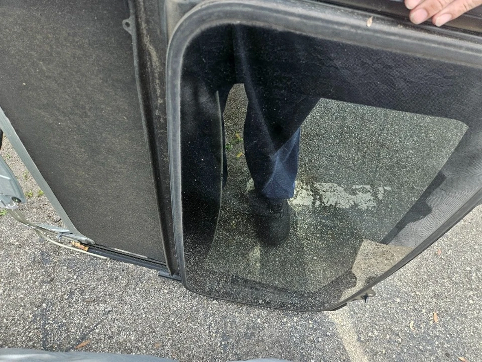 01-03 ACURA CL SUNROOF ASSEMBLY NO MOTOR AND LOCAL PICK UP Foto 4 de 4