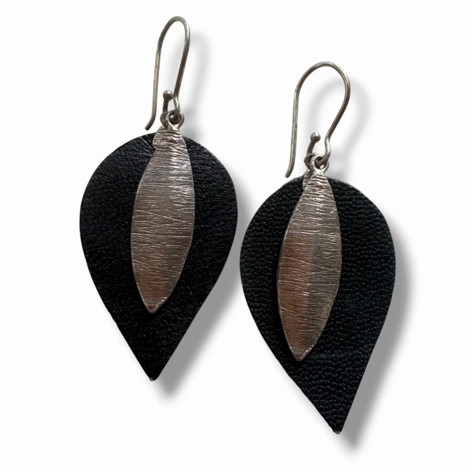 Silpada 925 Sterling Silver Israel Black Leather Leaf Dangle Hook Earrings - Image 1 of 4