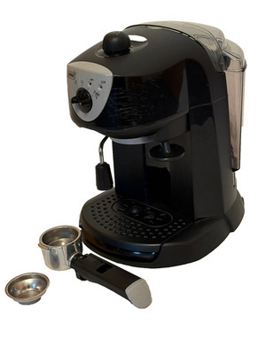 QUIGG Espressomaschine mit Milchaufschäumerdüse / Siebträger Cappuccinomaschine