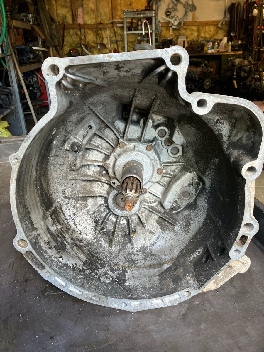 BMW E30 5 Speed Getrag 260 Manual Transmission IX | 23001221207-3