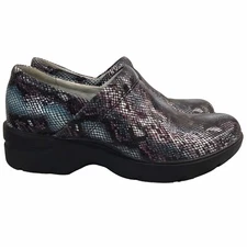 Nurse Mates Align Indya Professional Clog Size 8 M Leather Purple Snake Skin