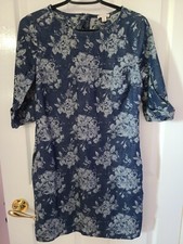 GAP SIZE 4 ROLL CUFF MEDIUM INDIGO DENIM FLORAL DRESS