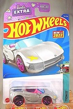 2022 Hot Wheels 134 TOONED 5/5 BARBIE EXTRA Metallic Gray w/Purple 5Y Spokes