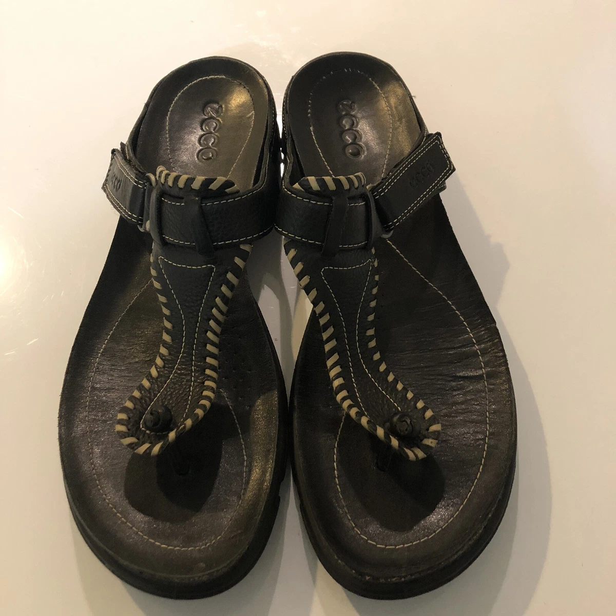 Ecco thong on sale sandals