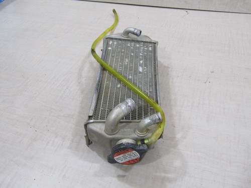 1999 1996-2000 SUZUKI RM250 RIGHT SIDE RADIATOR 17710-37E10 - Picture 2 of 5