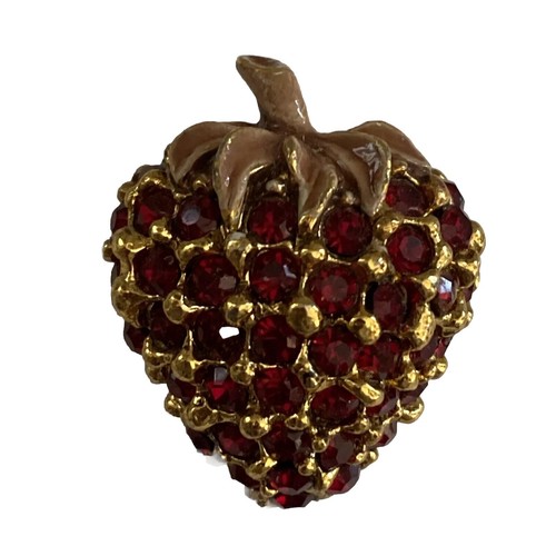 Vintage Ruby Red Rhinestone Gold Tone Enamel Strawberry Pin Brooch Fruit