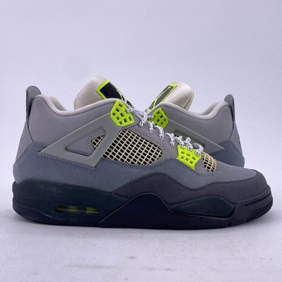 Air Jordan 4 Retro 