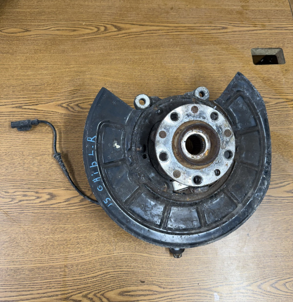 2014-2017 Maserati Ghibli AWD Left Rear Spindle Knuckle & Wheel Hub Bearing OEM